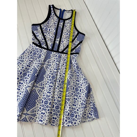 Parker Hudson Fit & Flare Dress Blue & White Cut Out Short Cocktail Size 6 - Picture 5 of 9